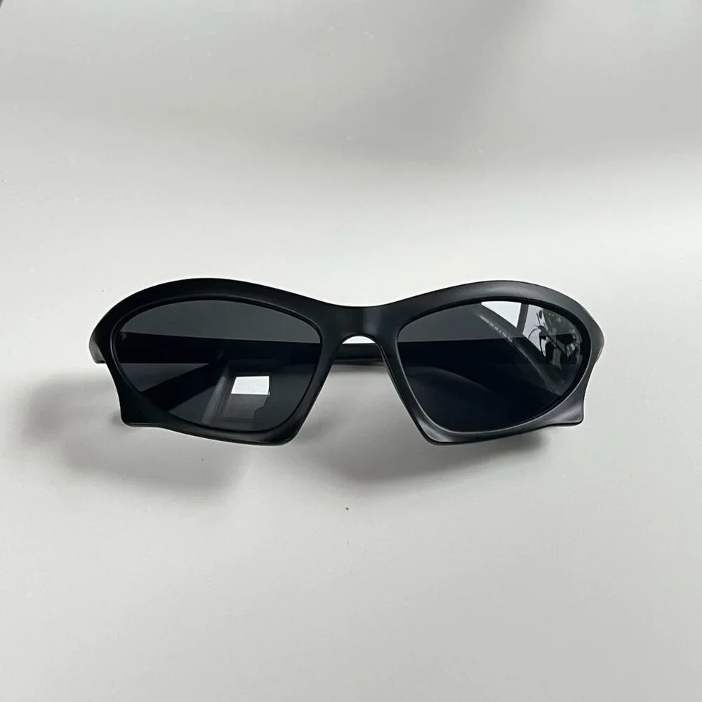 y2k 2000s vintage style black utility surfer sunglasses